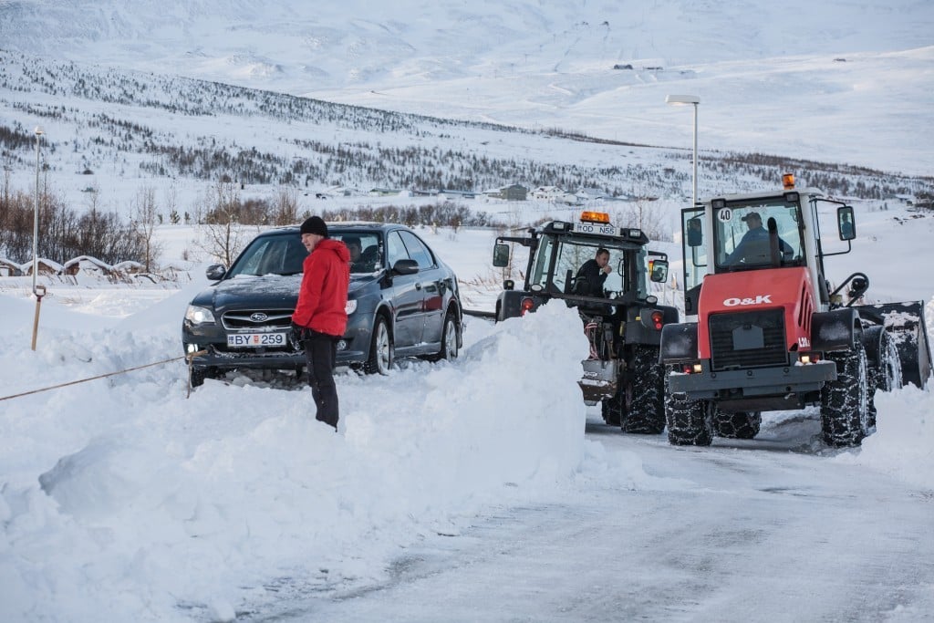 Snow work in North Iceland